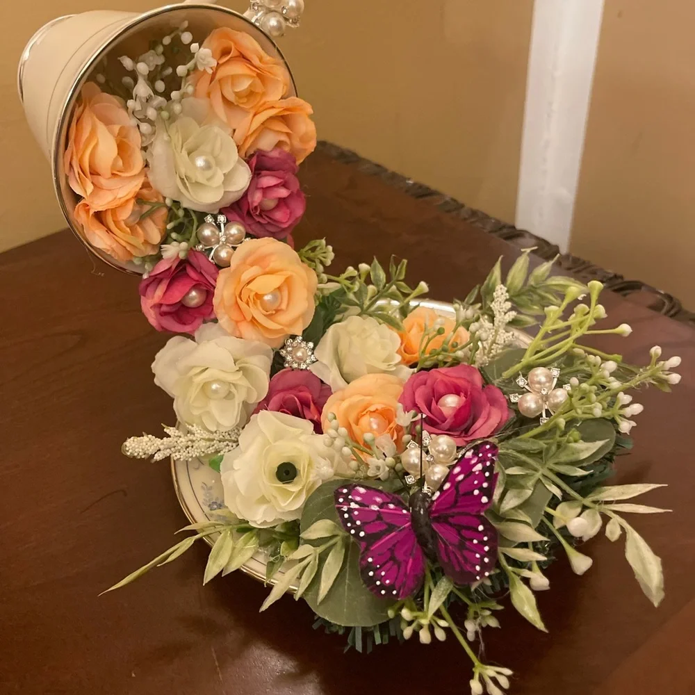 Floating Tea Cup - Picture 2 of 6